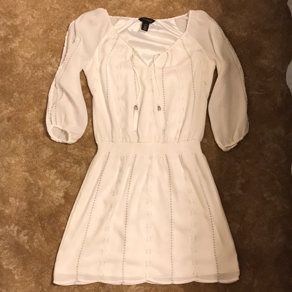 White House Black Market white with silver stitched accents